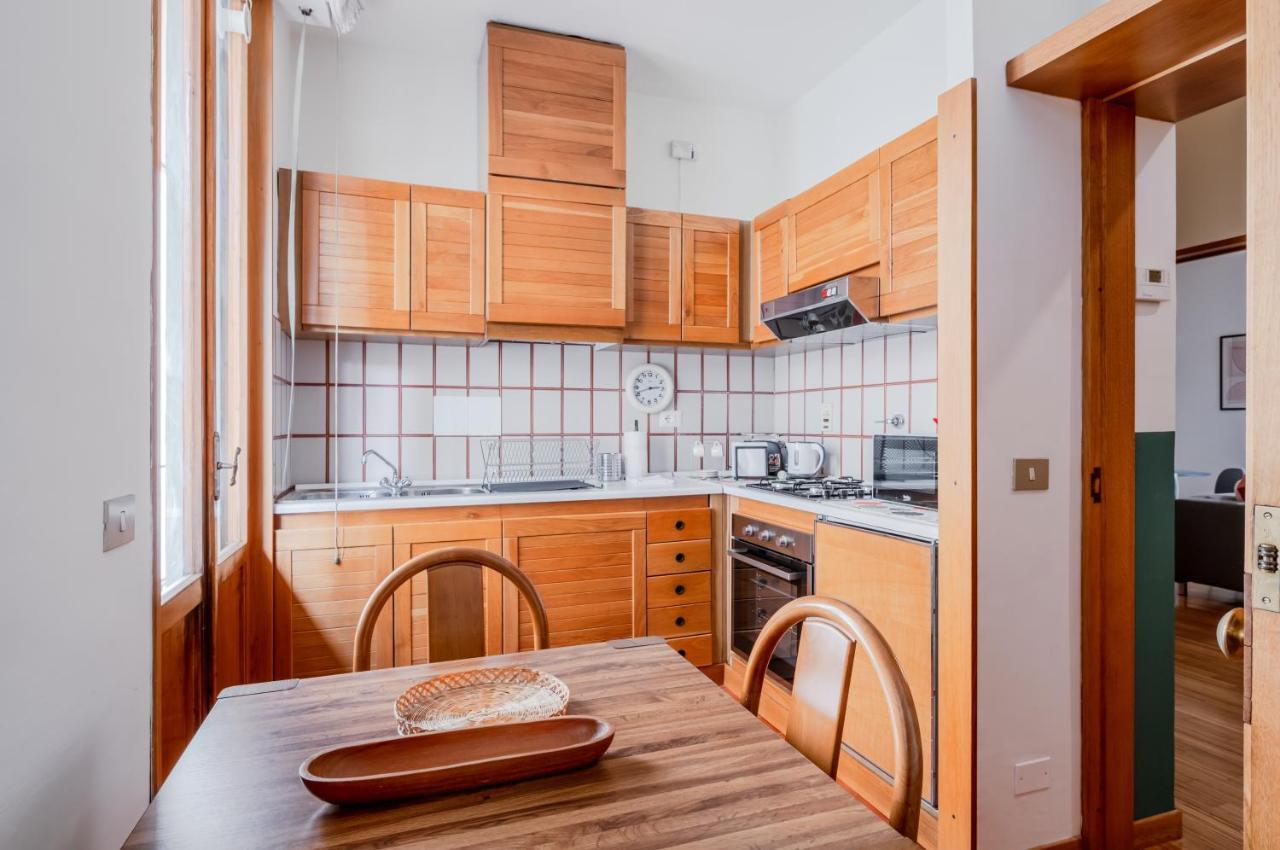 Apartamento Santa Croce - Chic Retreat In The Heart Of Florença