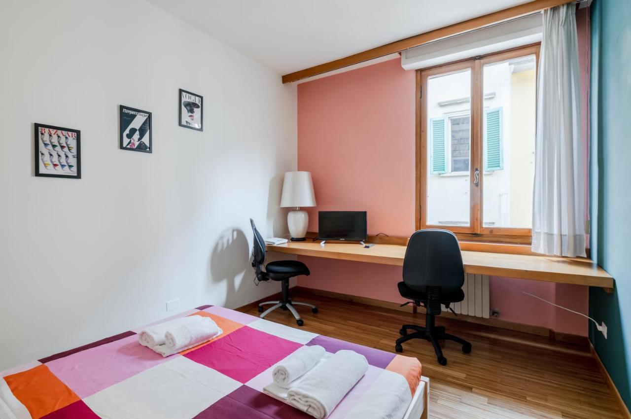 Apartamento Santa Croce - Chic Retreat In The Heart Of Florença