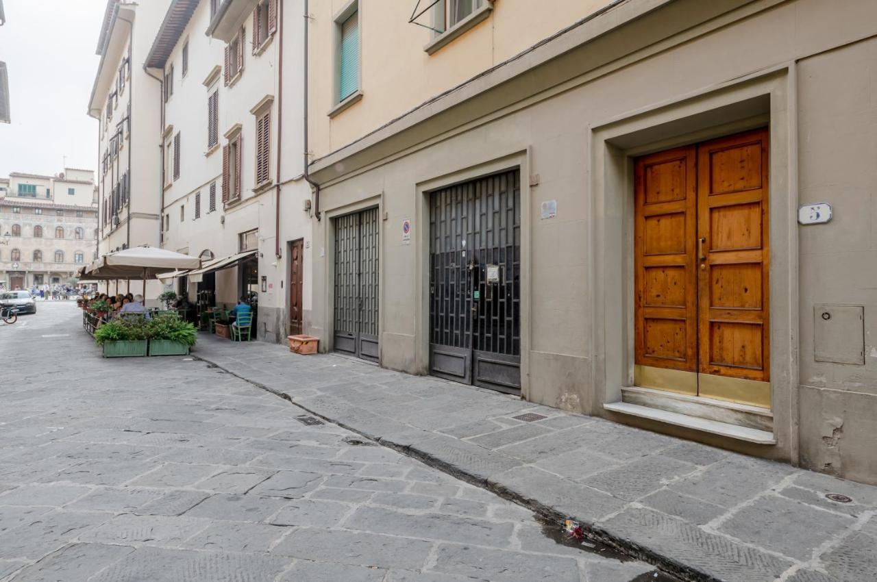 Apartamento Santa Croce - Chic Retreat In The Heart Of Florença